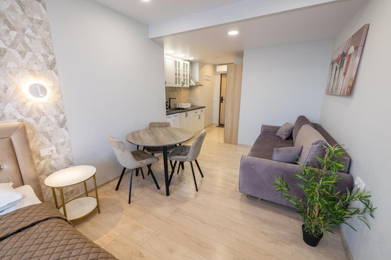 Dharma Stay Apartamentai Telšiai المظهر الخارجي الصورة